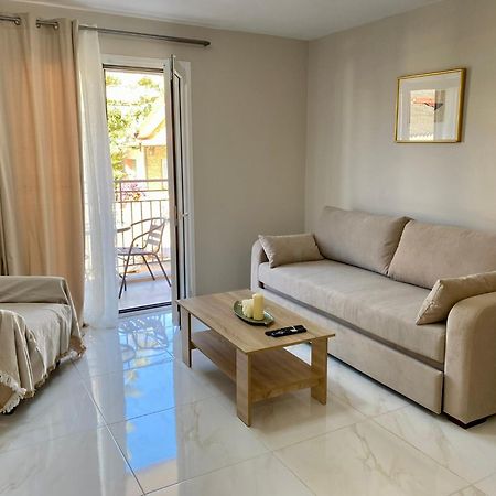 Arian Apartments Argostolion Exterior foto